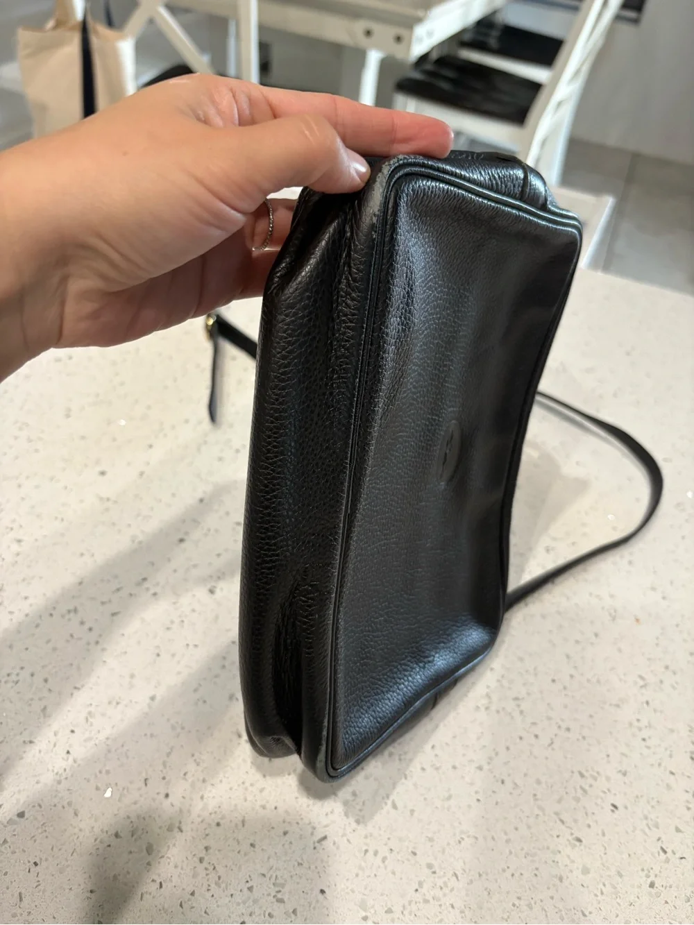 Vintage pebble leather Longchamp Black Leather Messenger Crossbody